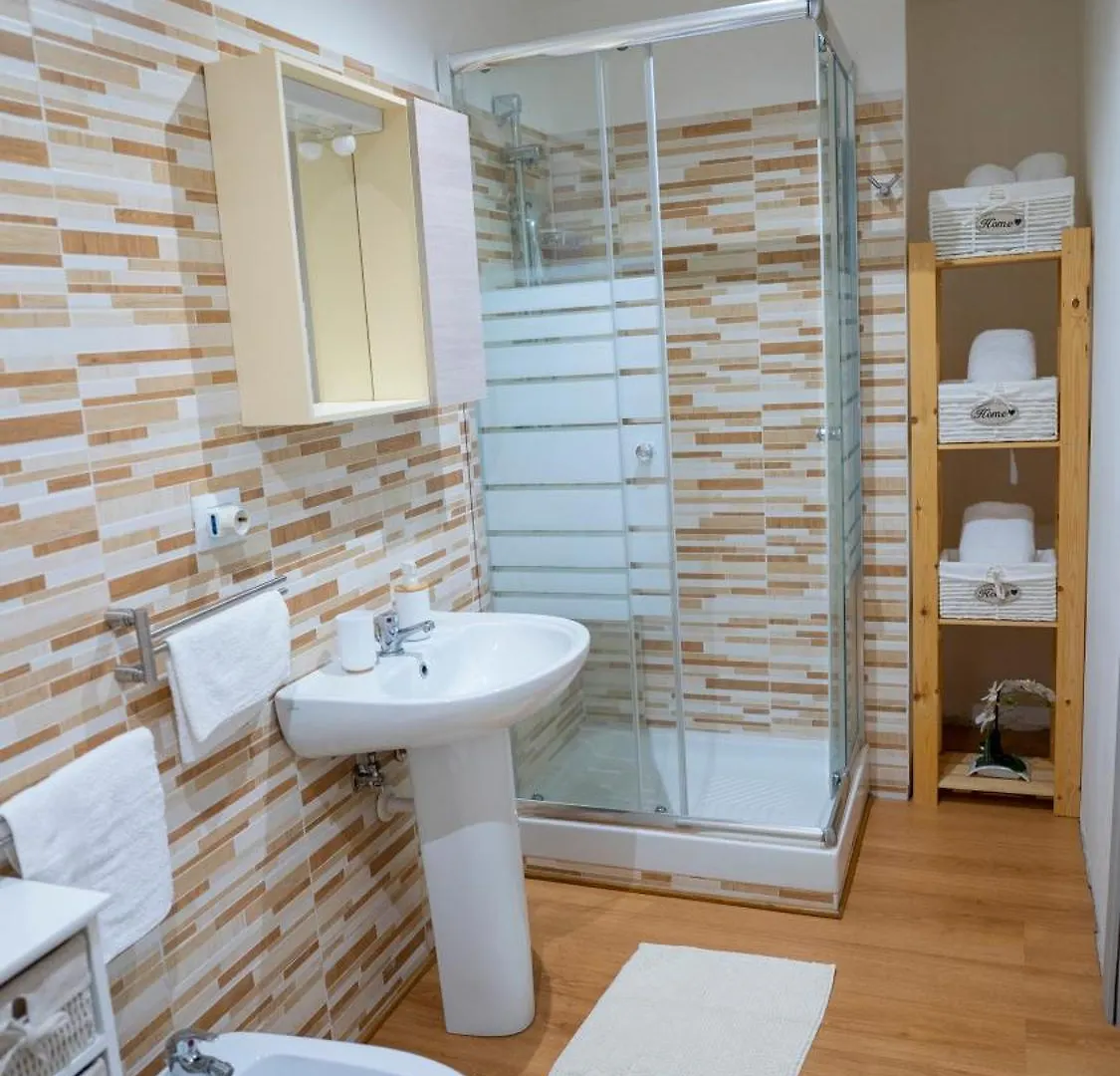Emy'S House Apartment Catania Italy